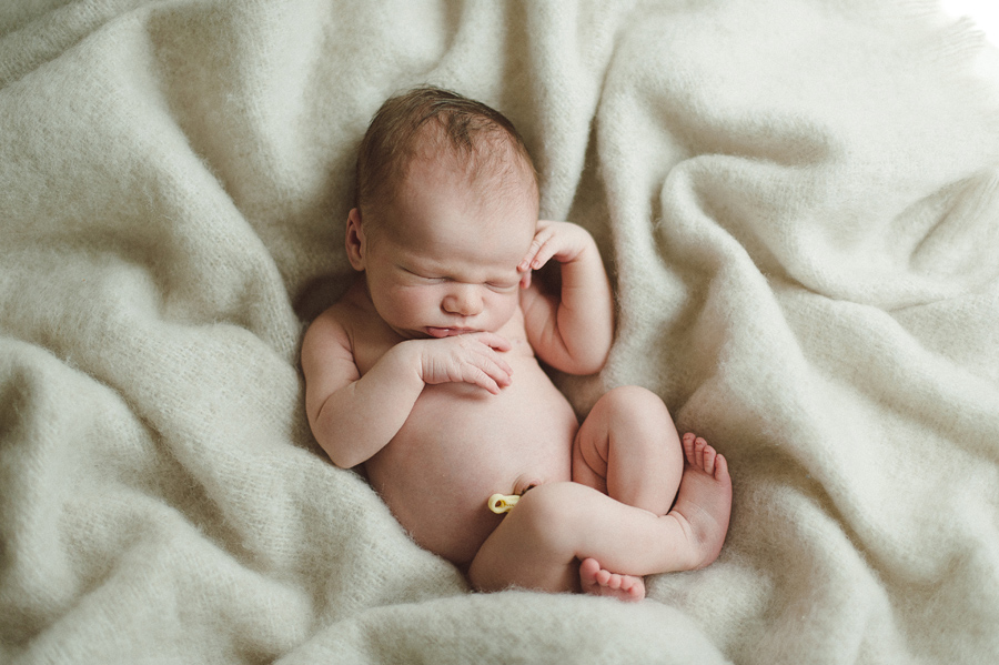 NewbornPhotographer015