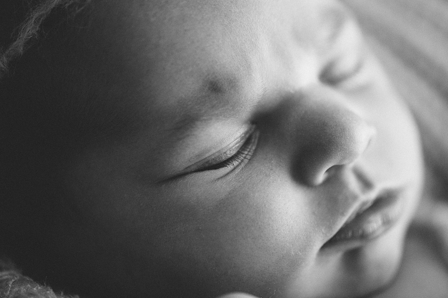 NewbornPhotographer023