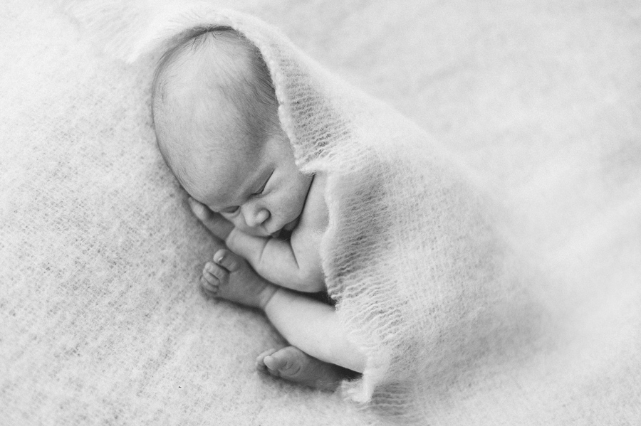 NewbornPhotographer030