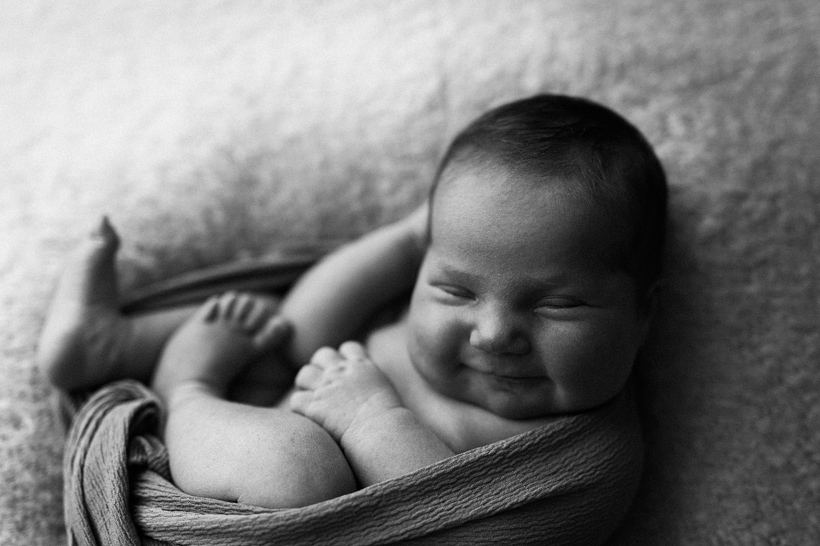 245-newbornmaternityfamilyphotography